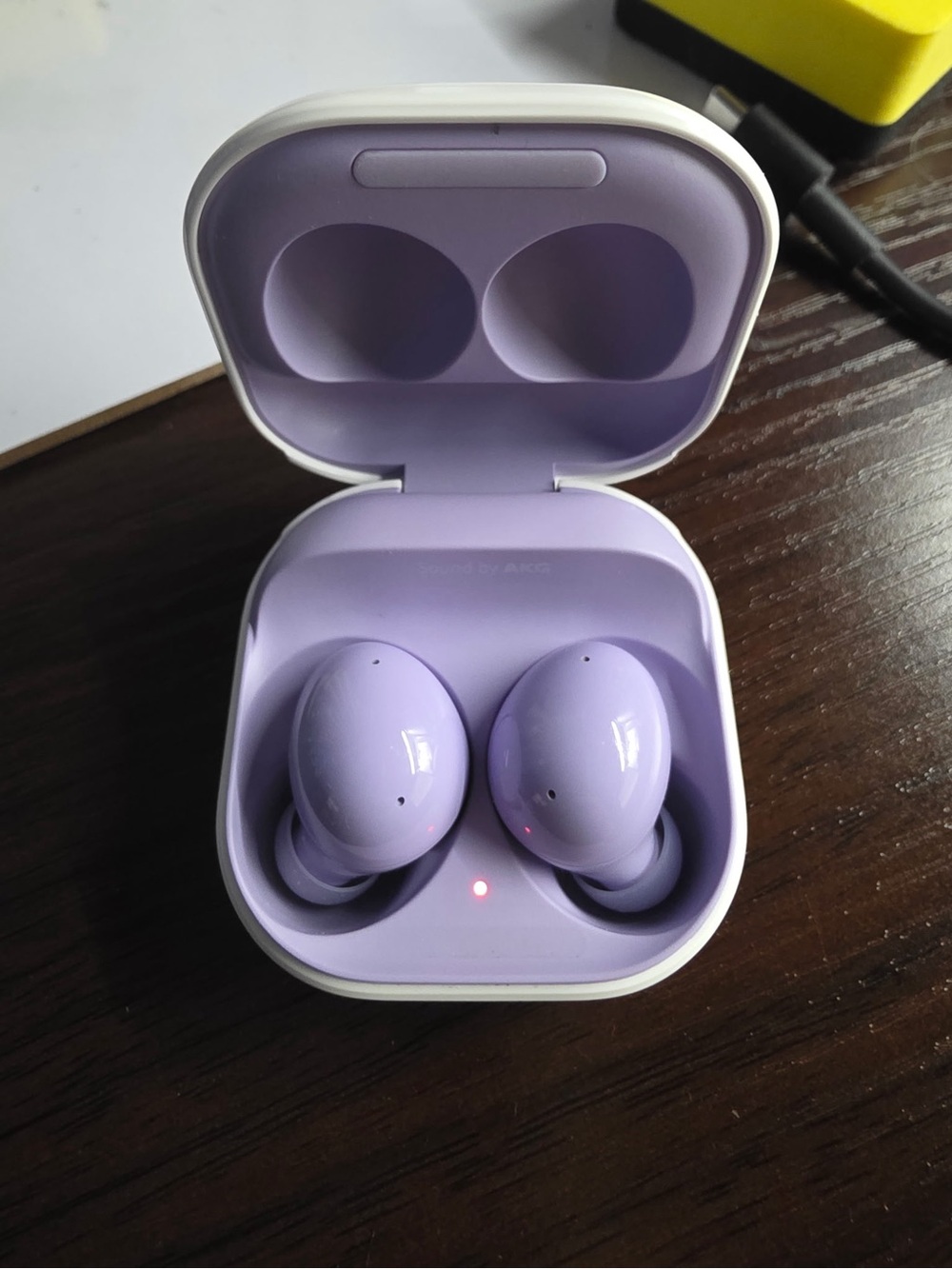samsung buds 2 with charging case